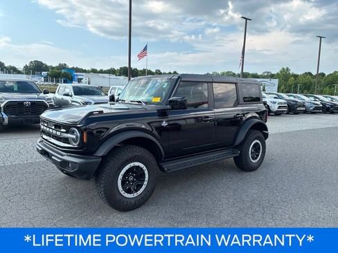 Used 2025 Ford Bronco Outer Banks w/ Sasquatch Package AWD/4WD image 4