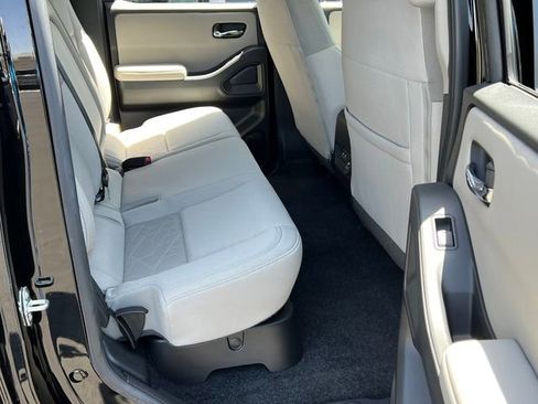 New 2025 Nissan Frontier SV w/ SV Convenience Package image 23