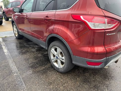 Used 2015 Ford Escape SE FWD image 13