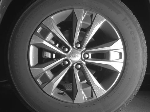 Used 2025 Chevrolet Equinox LT FWD image 12