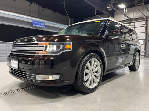 Used 2014 Ford Flex Limited w/ Equipment Group 303A AWD/4WD image 3