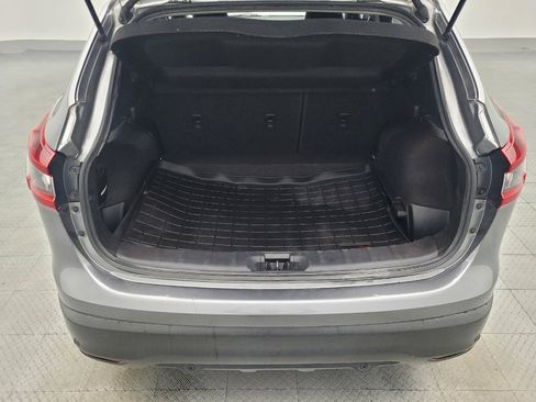 Used 2020 Nissan Rogue Sport S image 29