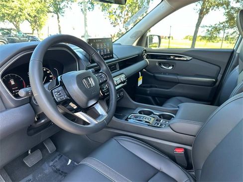 New 2025 Honda Pilot Touring image 22