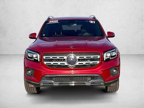 Used 2021 Mercedes-Benz GLB 250 4MATIC image 3