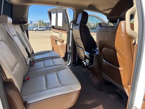 Used 2019 RAM 1500 Laramie image 21