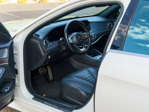 Used 2019 Mercedes-Benz S 450 Sedan image 17