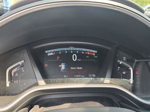 Used 2018 Honda CR-V Touring image 5