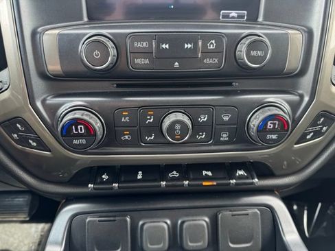 Used 2017 Chevrolet Silverado 1500 High Country AWD/4WD image 17