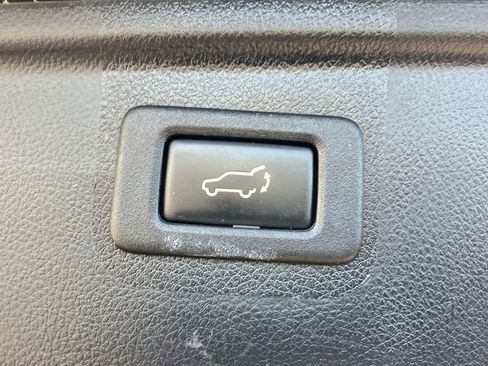 Used 2016 Subaru Outback 2.5i Limited image 26