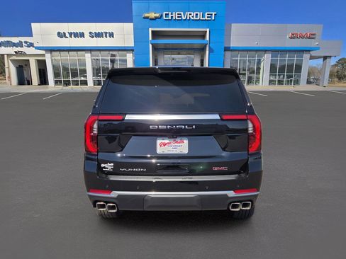 New 2026 GMC Yukon XL Denali w/ Denali Reserve Package RWD image 6