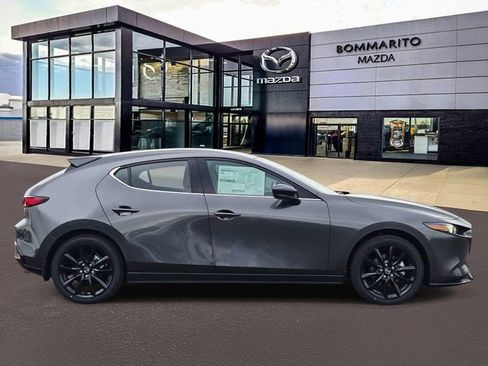New 2026 MAZDA MAZDA3 Hatchback w/Premium Plus Pkg image 2