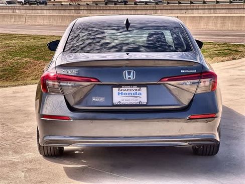 Used 2024 Honda Civic Touring image 6