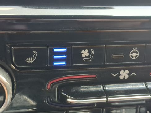 Certified 2025 Jeep Grand Cherokee Summit AWD/4WD image 22