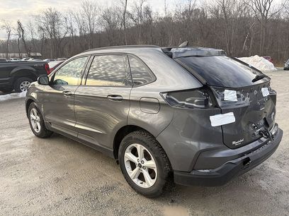 Used 2023 Ford Edge SE