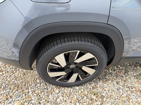 New 2026 Volkswagen Atlas Cross Sport SE AWD/4WD image 8