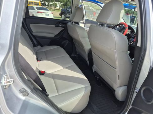Used 2016 Subaru Forester 2.5i Limited AWD/4WD image 19