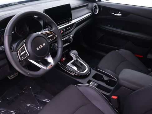 Used 2024 Kia Forte GT-Line FWD image 4