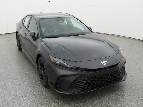 New 2026 Toyota Camry SE FWD image 14