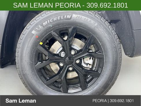 New 2026 Jeep Grand Cherokee Altitude AWD/4WD image 30