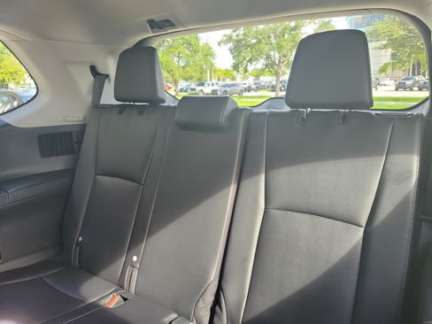 Certified 2025 Toyota Grand Highlander AWD Hybrid image 14