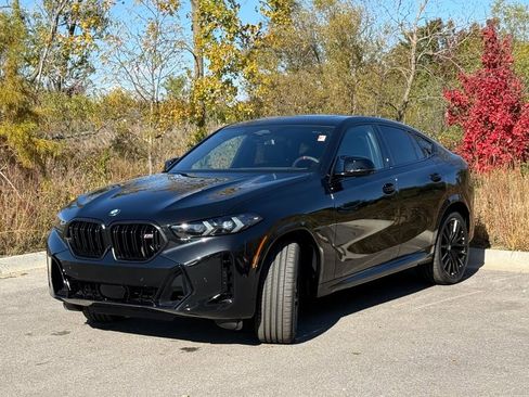 New 2026 BMW X6 M60i w/ Executive Package image 3