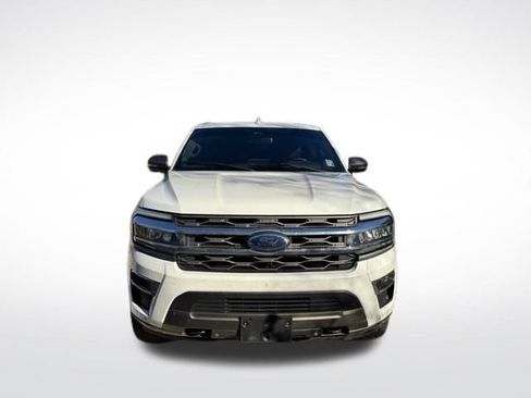 Used 2023 Ford Expedition Max King Ranch image 3