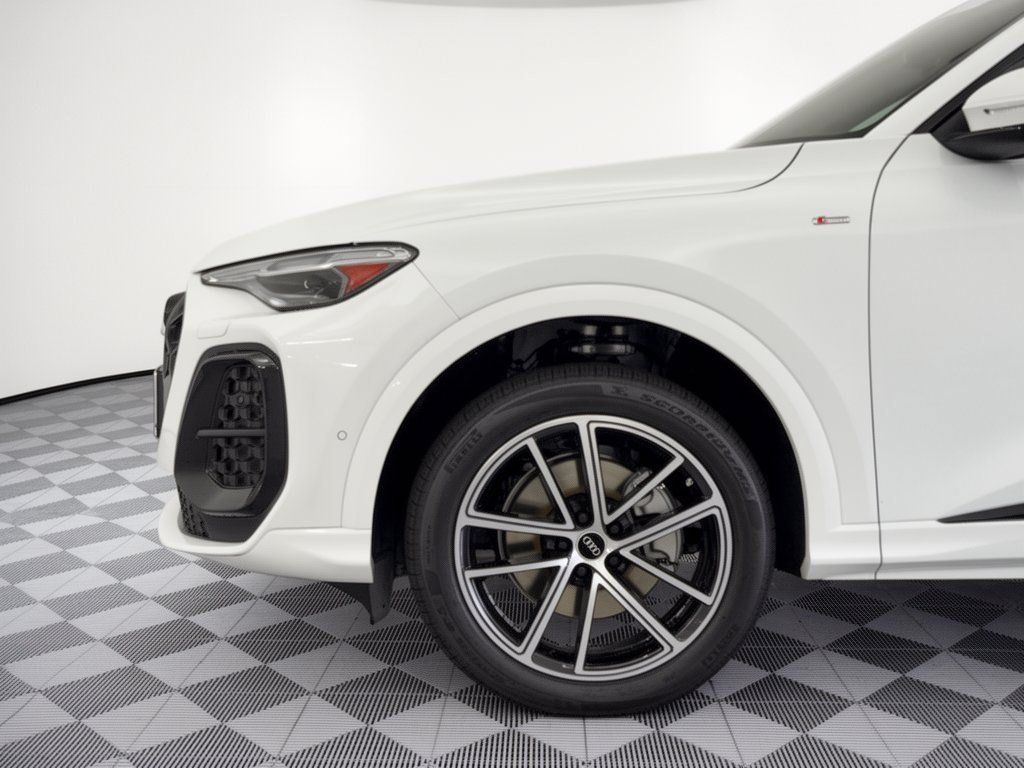 New 2026 Audi Q5 Premium Plus AWD/4WD image 13