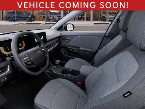 New 2026 Kia K4 LXS image 17