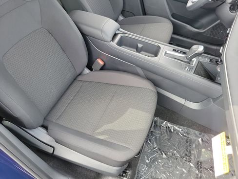 New 2025 Nissan Kicks S image 13