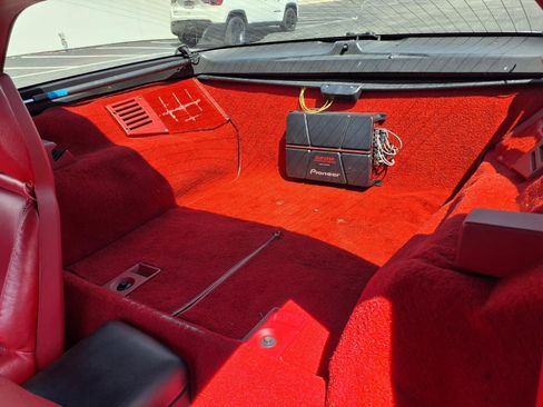 Used 1990 Chevrolet Corvette Coupe RWD image 11
