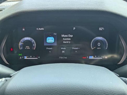 Used 2023 Jeep Grand Cherokee Laredo RWD image 30