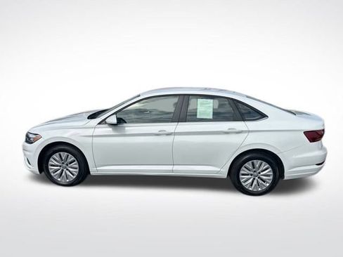 Used 2019 Volkswagen Jetta S image 2