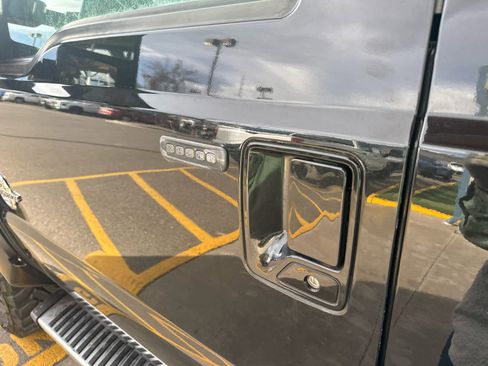 Used 2012 Ford F350 Lariat w/ Chrome Pkg image 11