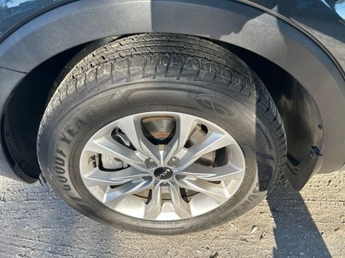 Used 2022 Kia Telluride LX FWD image 20