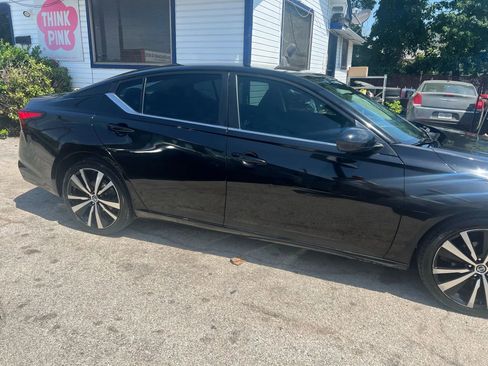 Used 2021 Nissan Altima 2.5 SR image 6