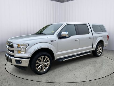 Used 2017 Ford F150 Lariat image 3