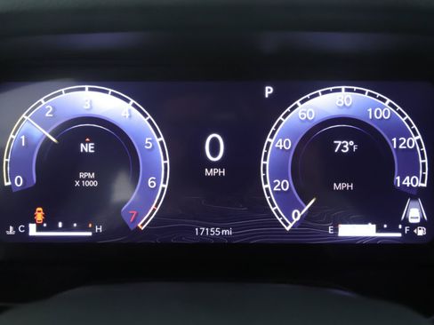 Used 2023 Jeep Grand Cherokee Altitude AWD/4WD image 12