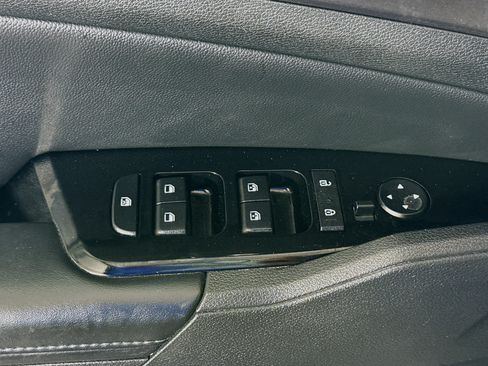 Used 2023 Kia Sportage EX FWD image 24