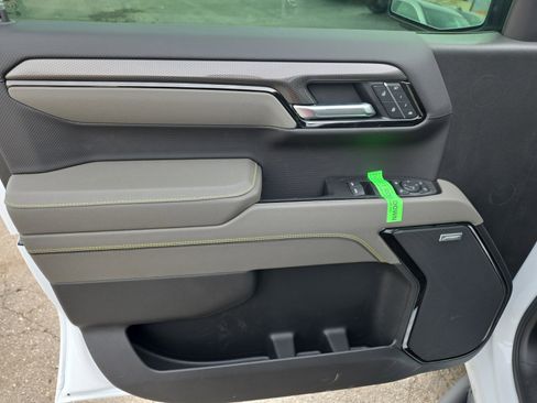 New 2026 Chevrolet Silverado 1500 ZR2 w/ LPO, Dark Essentials Package image 14