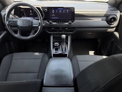 Used 2023 Chevrolet Colorado Trail Boss w/ LPO, Dark Essentials Package AWD/4WD image 11