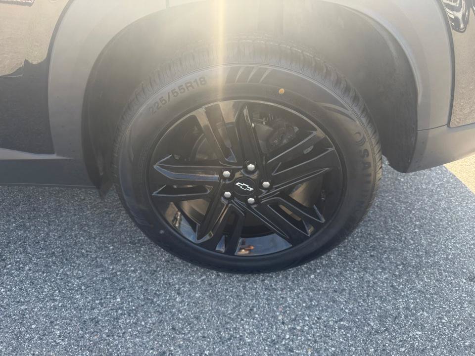 Used 2024 Chevrolet Trax ACTIV w/ Sunroof Package FWD image 22
