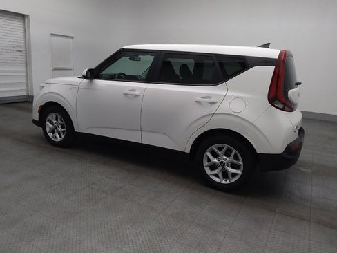 Used 2022 Kia Soul LX w/ Technology Package image 3