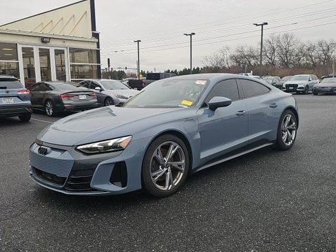 Used 2023 Audi e-tron GT Premium Plus image 15