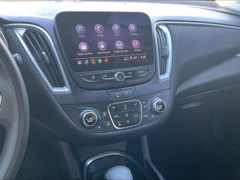 Used 2023 Chevrolet Malibu LT image 32