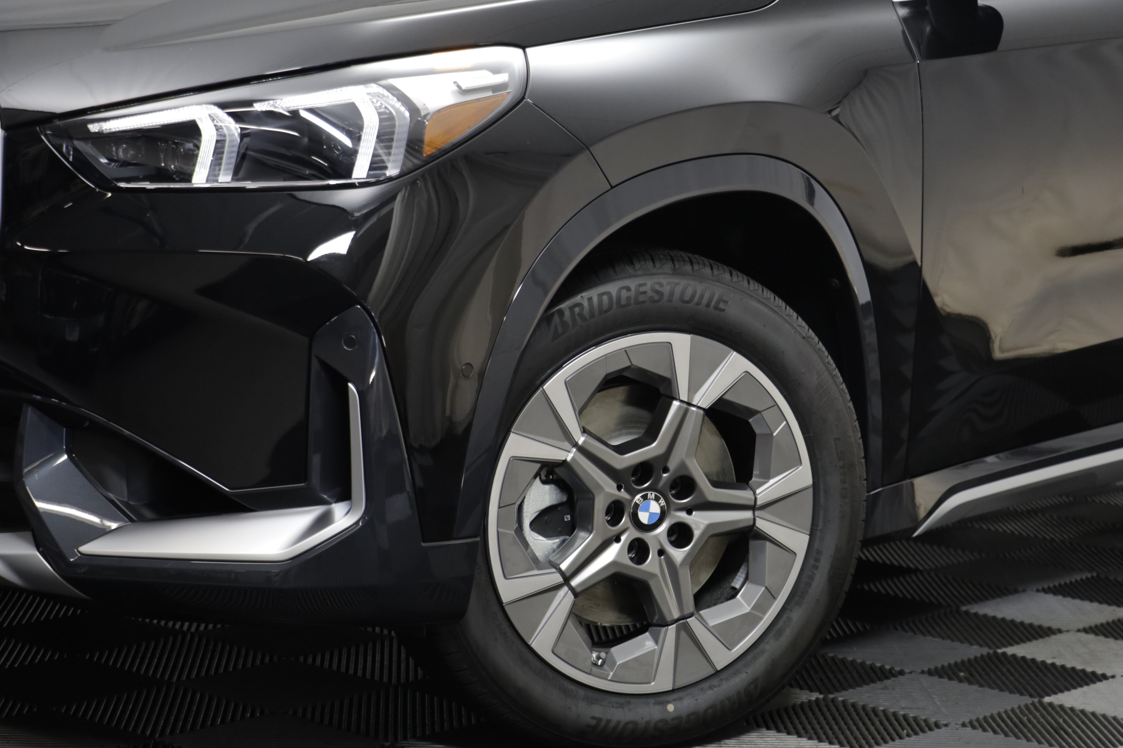 New 2026 BMW X1 xDrive28i AWD/4WD image 4