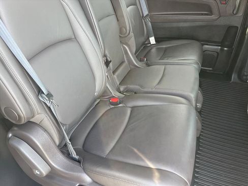 Used 2018 Honda Odyssey EX-L image 18