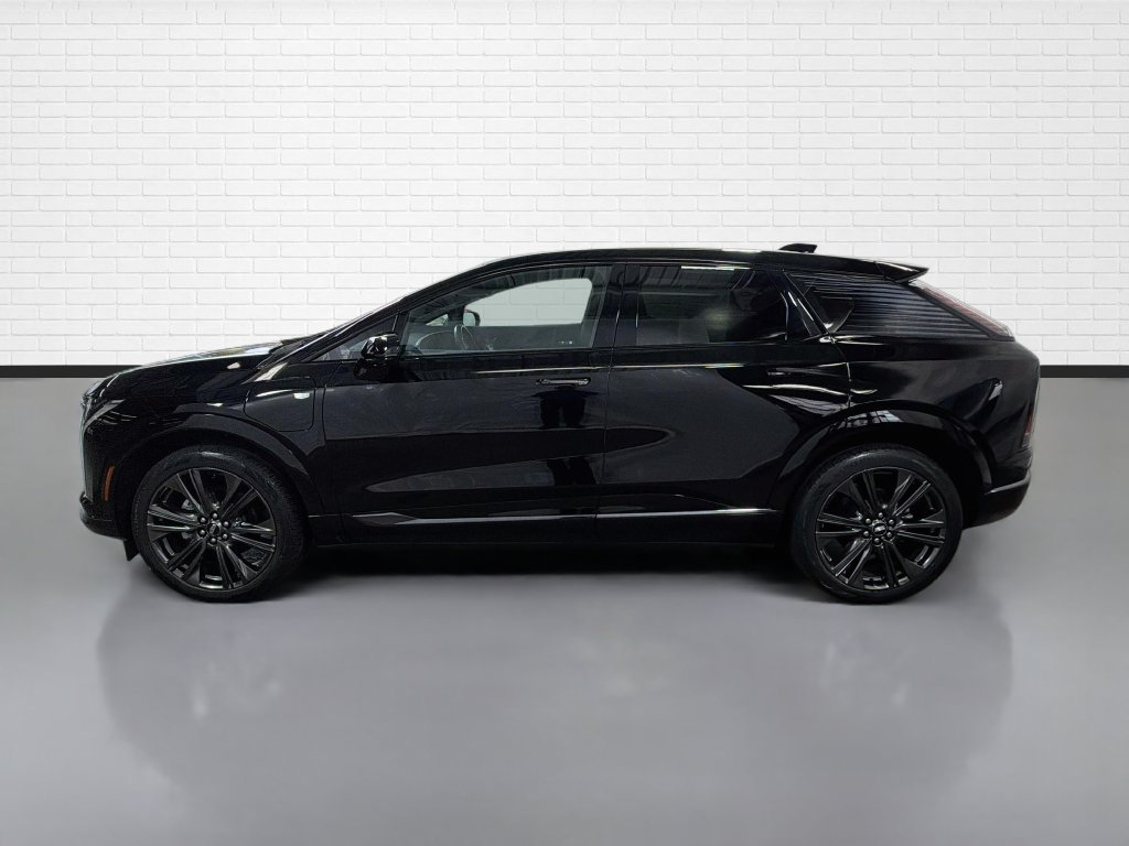 Used 2025 Cadillac Optiq Sport 2 AWD/4WD image 6