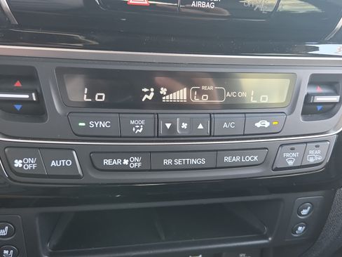 Used 2025 Honda Passport Black Edition image 31