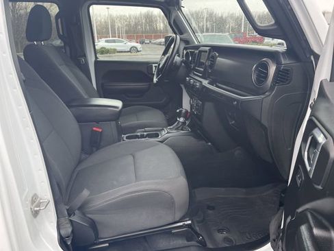 Used 2022 Jeep Wrangler Unlimited Sport AWD/4WD image 28