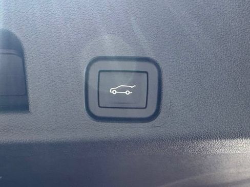 New 2026 Chevrolet Traverse RS w/ LPO, Floor Liner Package AWD/4WD image 34